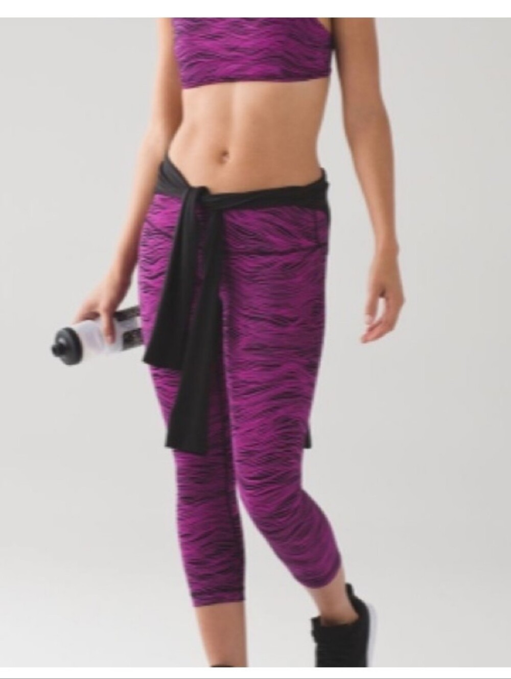 Lululemon Wunder Under Crop III (21") size 12